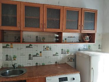 квадратный метр: 3 комнаты, 62 м², 105 серия, 1 этаж, Старый ремонт — 1