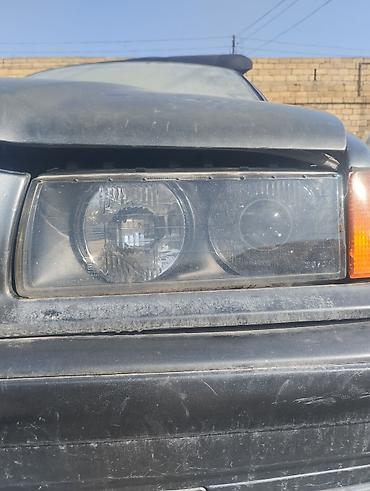 19 disk: BMW E36 sedan – 6 silindrli benzin mühərriki Xüsusiyyətlər: - Kuzov — 4