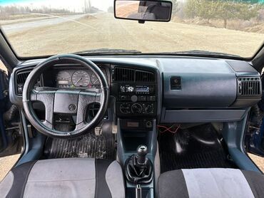 Volkswagen: Volkswagen Passat Variant: 1991 г., 1.8 л, Механика, Бензин, Универсал — 5