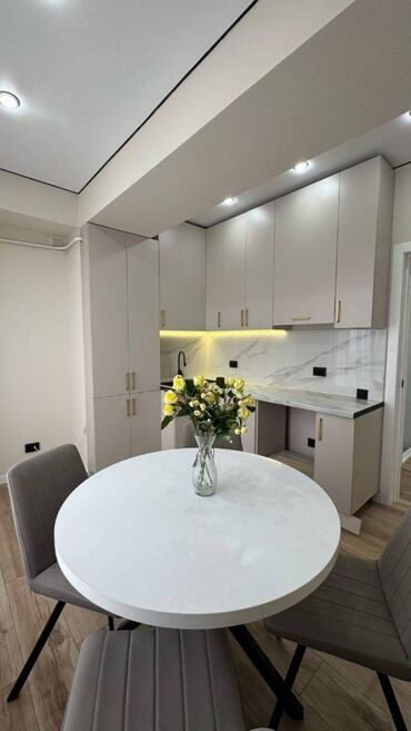 Продажа домов: 2 комнаты, 46 м², Элитка, 10 этаж, Евроремонт