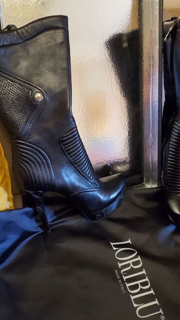 Çəkmələr: Qısaboğaz, Ölçü: 38, rəng - Qara, Yeni — 7