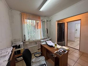 Продажа другой коммерческой недвижимости: Продается нежилое помещение — под любой вид бизнеса, в районе — 11