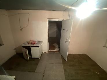 сдаю 10000: Сдается просторная квартира Квартира берилет 3 комната, свет, вода — 3