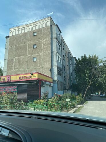снять дом на долгосрочную аренду: 1 комната, 34 м², Хрущевка, 4 этаж, Старый ремонт