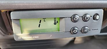 Легкий грузовой транспорт: Легкий грузовик, Mercedes-Benz — 5