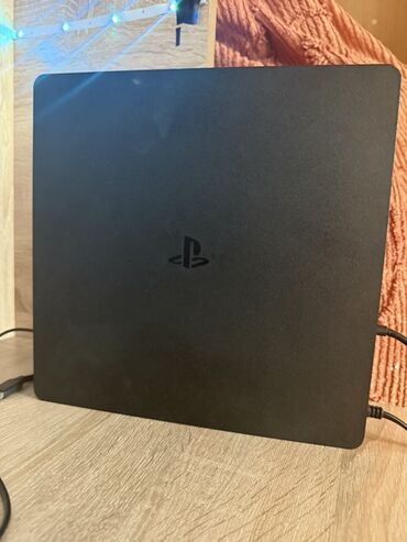 playstation 3 цена в оше: Salam hər kəsə! 1 TB-lıq PlayStation 4 satıram. Konsolda çoxlu oyunlar