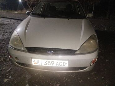 Ford: Ford Focus: 1999 г., 1.6 л, Механика, Бензин, Седан