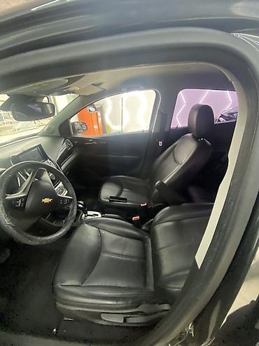 фильдер: Chevrolet Spark: 2016 г., 1 л, Автомат, Бензин, Хетчбек — 5