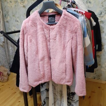 Женская одежда: Шуба XL (EU 42), цвет - Розовый