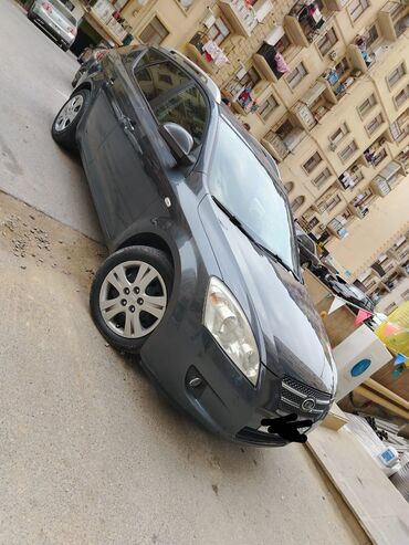 Kia: Kia Ceed: 1.6 l | 2008 il — 1