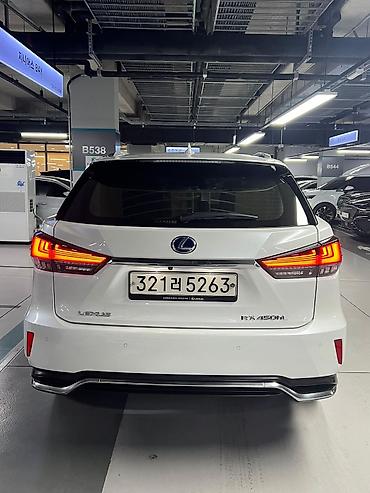 Lexus: Lexus RX: 2022 г., 3.5 л, Автомат, Гибрид, Кроссовер — 9