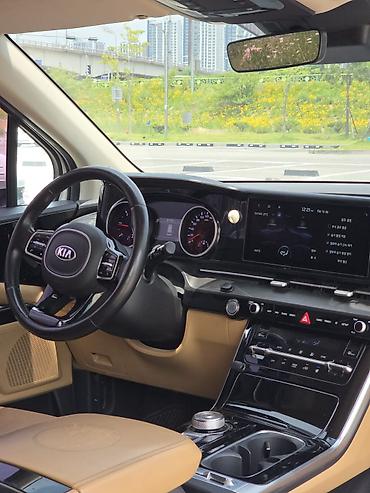 машина для кемпинга: Kia Carnival: 2020 г., 2.2 л, Автомат, Дизель, Минивэн — 6