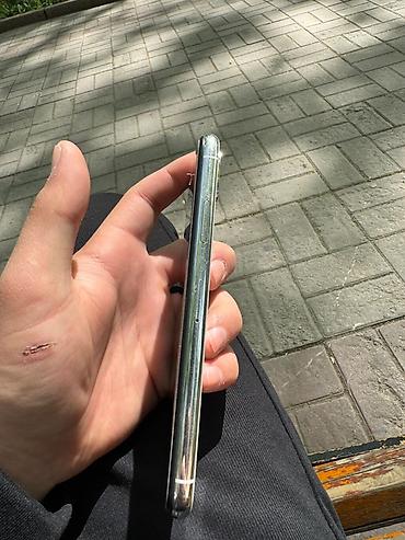 Apple iPhone: IPhone X, Серебристый — 6