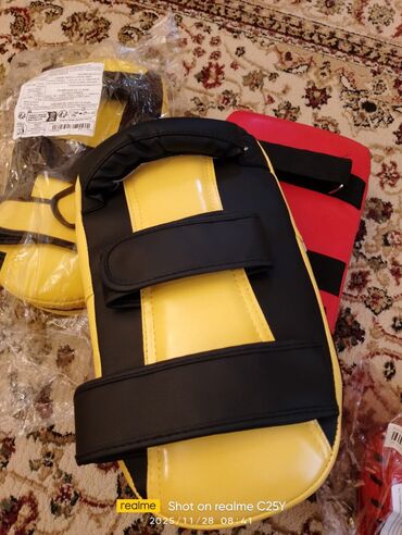 Boks aparatları: Döyüş və məşq üçün inventar dəsti Məhsullar: - Zərbə yastığı — 6