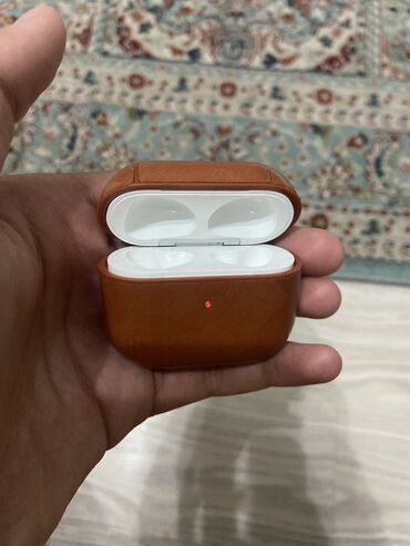 Наушники: Вакуумные, Apple, Б/у, Беспроводные (Bluetooth), Классические