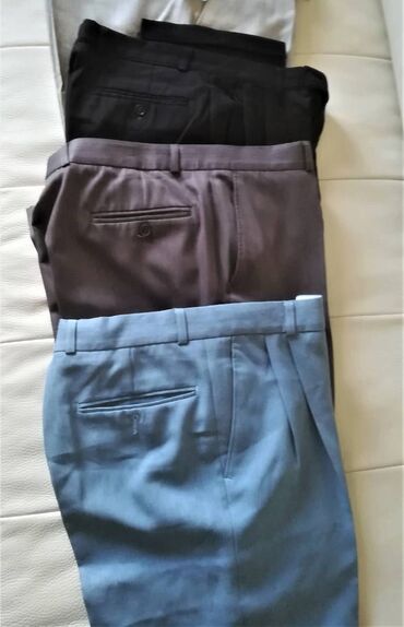 Pantalone: Pantalone 2 kom sve za 500 din vel XL/XXL. Crne i plave na crtu. Crne — 3
