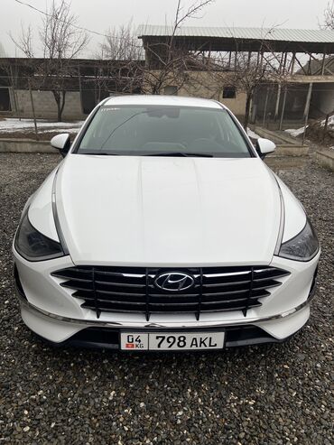 hyundai sonata 2002: Hyundai Sonata: 2019 г., 2 л, Автомат, Газ, Седан