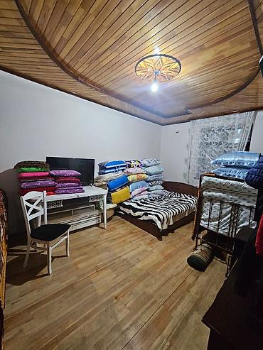 Həyət evləri və villaların satışı: Təcili Satış 5 sotda 3 ev🏠 2 sotda 2 mərtəbə ev hər mərtəbənin — 10
