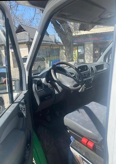 Коммерческий транспорт: Легкий грузовик, Mercedes-Benz, Б/у — 4