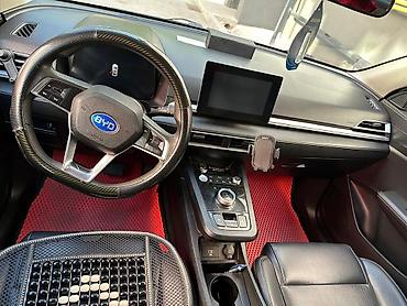 300 000: BYD E3: 2020 г., Автомат, Электромобиль, Седан — 7