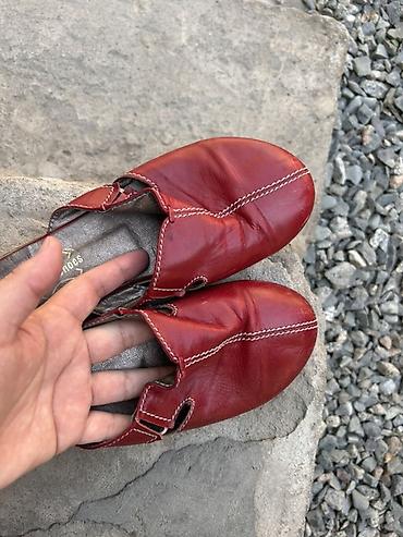 туфли шикарные: Лоферы, 35, Б/у, цвет - Красный — 1