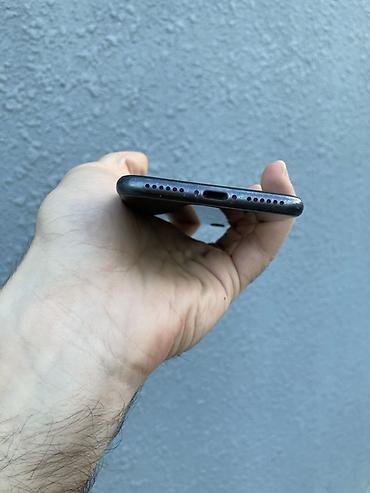 Apple iPhone: IPhone 8, 64 GB, Qara, Barmaq izi — 6