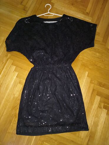 haljina sa čipkom: PS Fashion M (EU 38), color - Black, Evening, Short sleeves