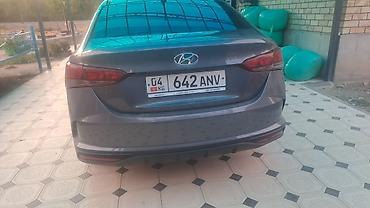 саната гибирит: Hyundai Solaris: 2021 г., 1.6 л, Автомат, Бензин, Седан — 3