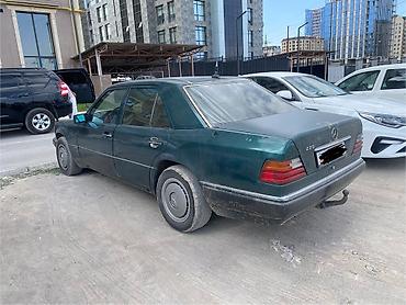 mersedes e class: Mercedes-Benz E-Class: 1994 г., 2.2 л, Автомат, Бензин, Седан — 4