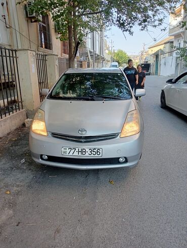 авто азербайджане: Toyota Prius: 1.5 l | 2007 il Hetçbek