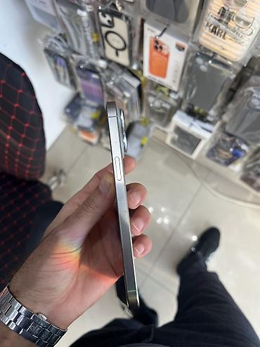 islenmis iphone: IPhone 15 Pro Max, 256 GB, Natural Titanium, Zəmanət, Simsiz şarj, Face ID — 3