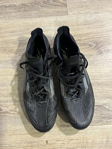 Butslar: Butslar Adidas, Ölçü: 43, İşlənmiş — 5