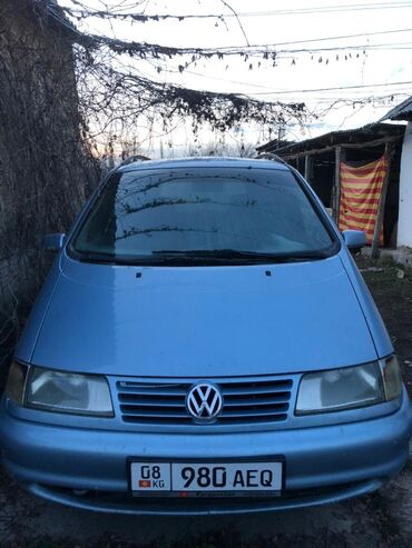 Volkswagen: Volkswagen Sharan: 1999 г., 2 л, Механика, Газ