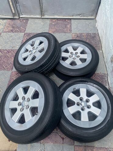 toyota prius diski: Toyota Prius Disk və Təkərlər R 15 Disklər yaxşı vəziyyətdədir