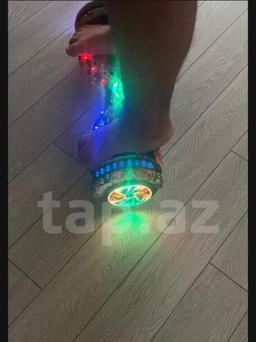 Giroskuterlər: İşlənmiş Giroskuter 10.5", > 1000 Vt, > 35 km/s, Ünvandan götürmə — 8