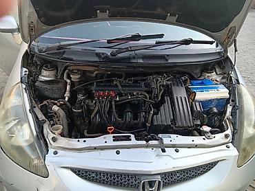 багаж фит: Honda Fit: 2003 г., 1.5 л, Вариатор, Газ, Хэтчбэк — 6