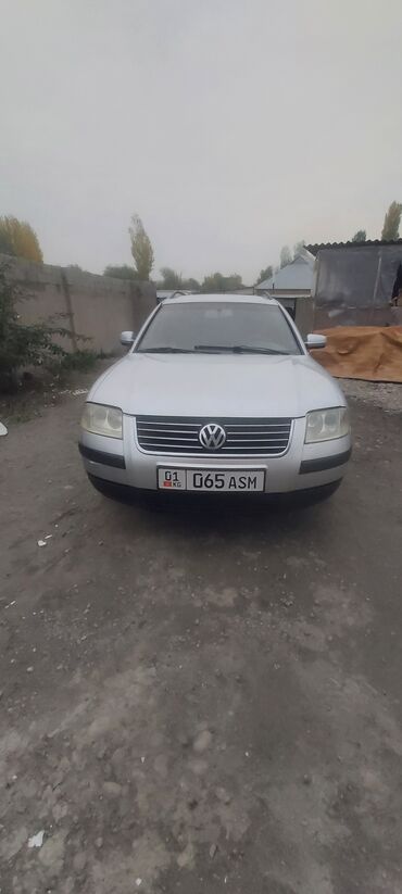 машина купит: Volkswagen Passat: 2001 г., 2 л, Механика, Бензин, Универсал