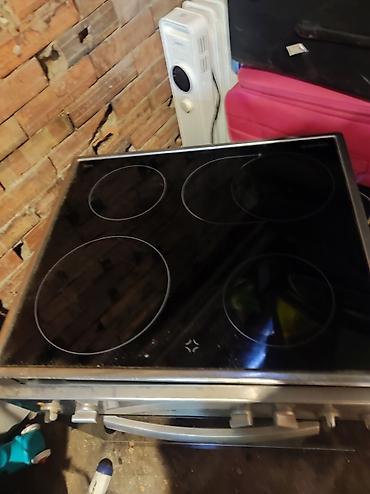 aparat za sladoled: Električni šporet sa rernom – JAN KOLBE - Staklokeramička ploča sa 4 — 1