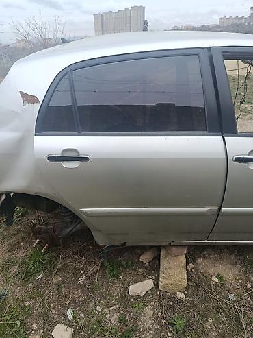 Digər kuzov detalları: Ford 2004, 2004 il, İşlənmiş — 1