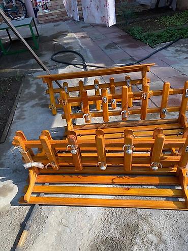 Ev üçün mebel: Taxta divar asılqanı və rəf dəsti - Material: təbii ağac (laklanmış) — 4