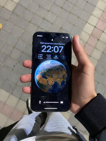Apple iPhone: IPhone 11, 64 GB, Qara, Simsiz şarj, Face ID