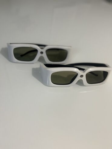 очки вертуальной реальности: Очки 3d DLP для проектора в идеальном состоянии