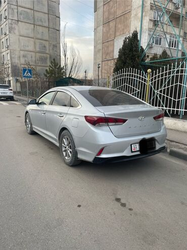 Hyundai: Hyundai Sonata: 2018 г., 2 л, Автомат, Газ, Седан — 3