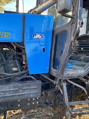 Тракторы МТЗ (Беларус): Модель: 1221, Б/у, 2010 г., С пресс-подборщиком — 9