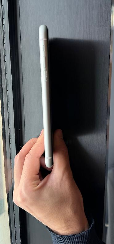 iphone 5a: IPhone 11, 128 GB, White Titanium — 2