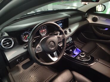 Mercedes-Benz: Mercedes-Benz E 200: 2 l | 2018 il Sedan — 13