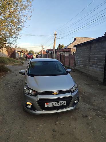 Chevrolet Spark: 2016 г., 1 л, Вариатор, Бензин at lalafo.kg Chevrolet Spark: 2016 г., 1 л, Вариатор, Бензин