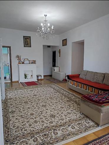 Квартиры: 3 комнаты, 100 м², Ак-Кеме Индивидуалка, 7 этаж, Старый ремонт — 1
