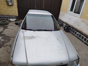 авто из китая: Audi 80: 1995 г., 2 л, Механика, Бензин