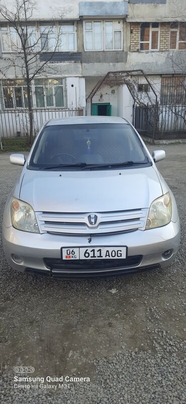 авто в аренду без залога: Toyota ist: 2002 г., 1.5 л, Автомат, Бензин, Хэтчбэк